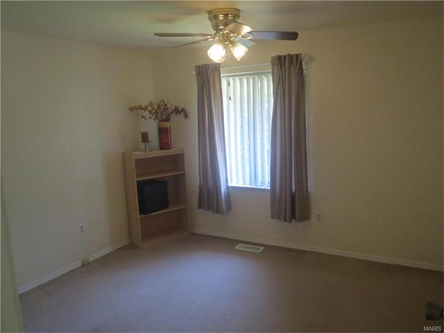 420 Applestone Dr, Ballwin, MO 63021 photo 12