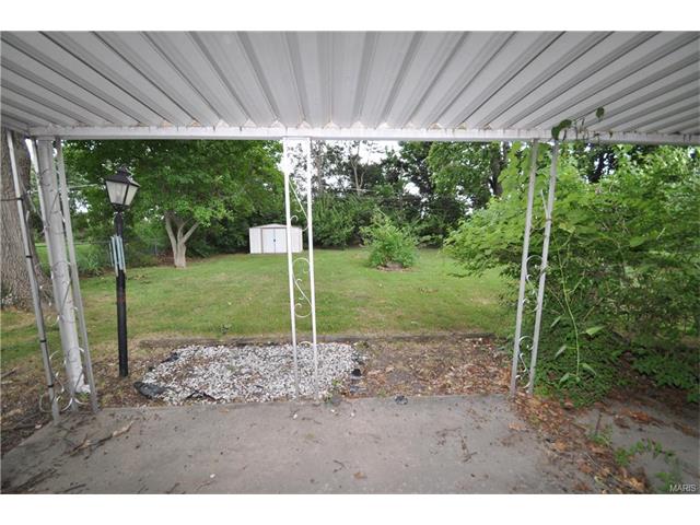 8 Wayne St, Saint Charles, MO 63301 photo 11