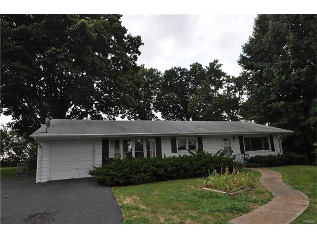 8 Wayne St, Saint Charles, MO 63301 photo 1