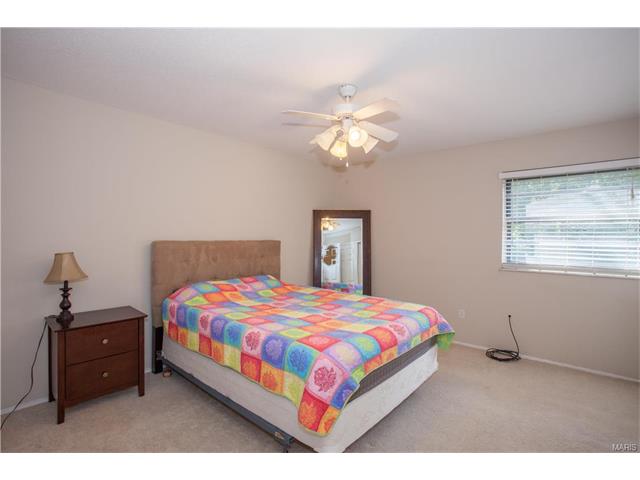 1220 Wicklow Rd #F, Ballwin, MO 63021 photo 13
