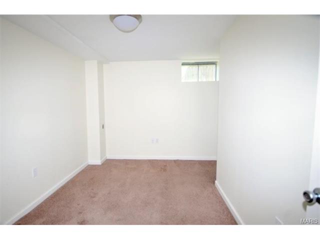 2413 Amarillo, O'fallon, MO 63368 photo 10