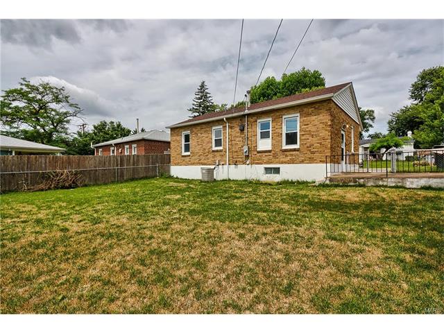 7148 Sharp Ave, Saint Louis, MO 63116 photo 22