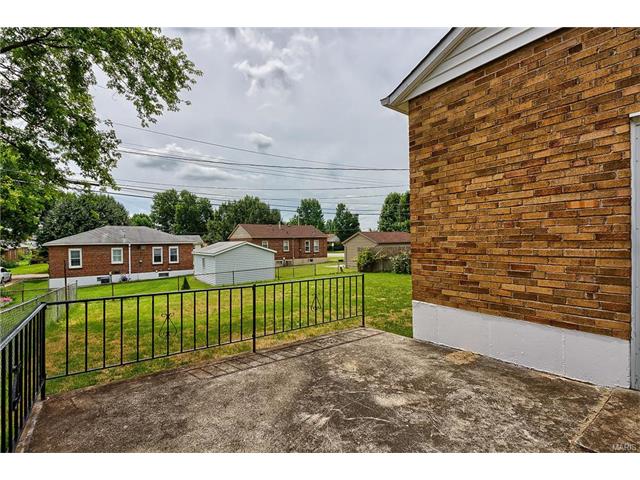 7148 Sharp Ave, Saint Louis, MO 63116 photo 23