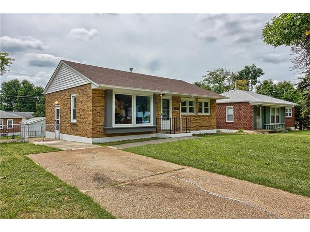 7148 Sharp Ave, Saint Louis, MO 63116 photo 2
