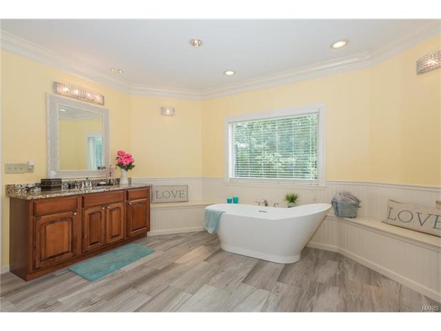 810 Stonecastle Ct, O'fallon, MO 63366 photo 34