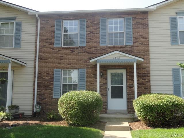 1324 Sunview Dr, O Fallon, MO 63366 photo 1