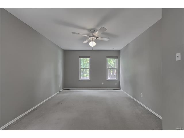 1131 Great Falls Ct, Ballwin, MO 63021 photo 31