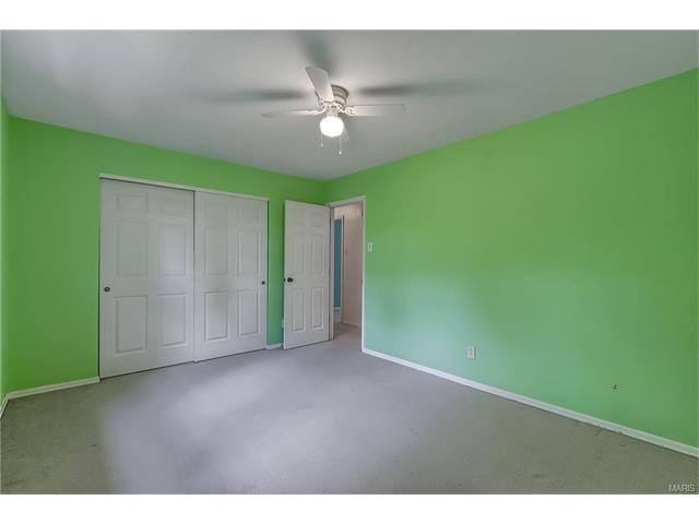 1131 Great Falls Ct, Ballwin, MO 63021 photo 21
