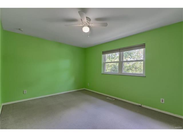 1131 Great Falls Ct, Ballwin, MO 63021 photo 20
