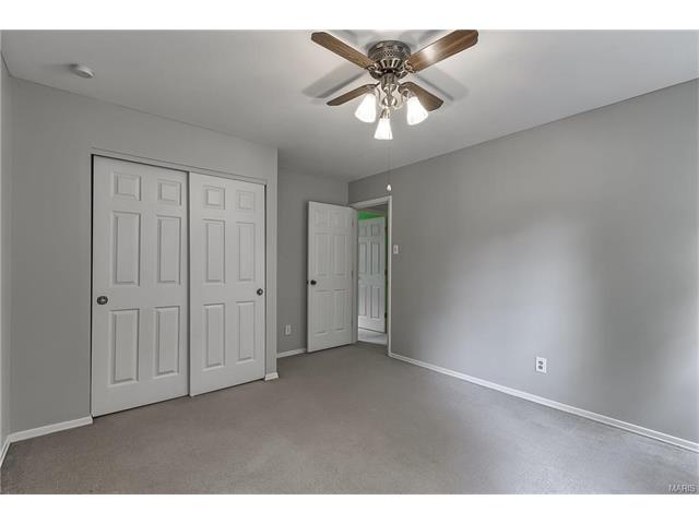 1131 Great Falls Ct, Ballwin, MO 63021 photo 8