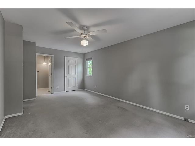 1131 Great Falls Ct, Ballwin, MO 63021 photo 29