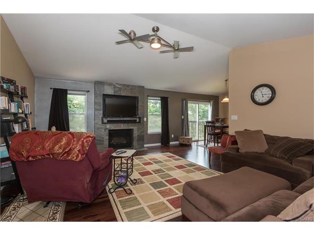 222 Spring Borough, O'fallon, MO 63368 photo 2