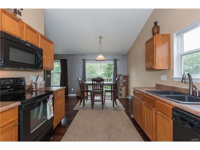 222 Spring Borough, O'fallon, MO 63368 photo 4