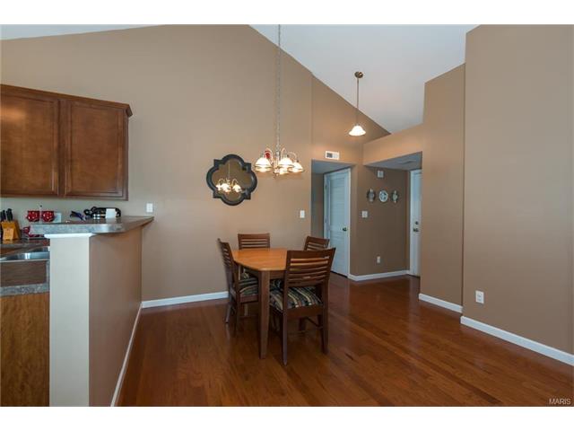 5302 Spring River Dr, O'fallon, MO 63368 photo 5