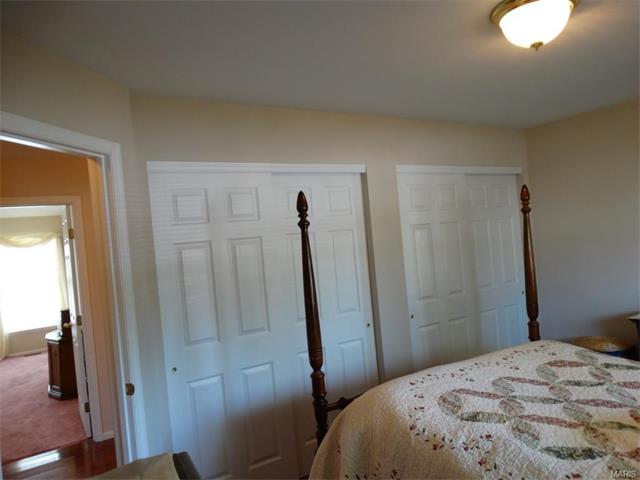 1122 Castle Pnes, St Peters, MO 63366 photo 22