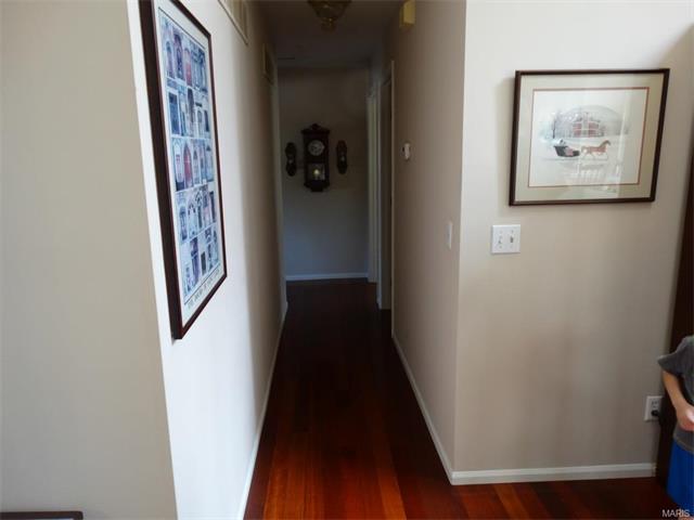 1122 Castle Pnes, St Peters, MO 63366 photo 10
