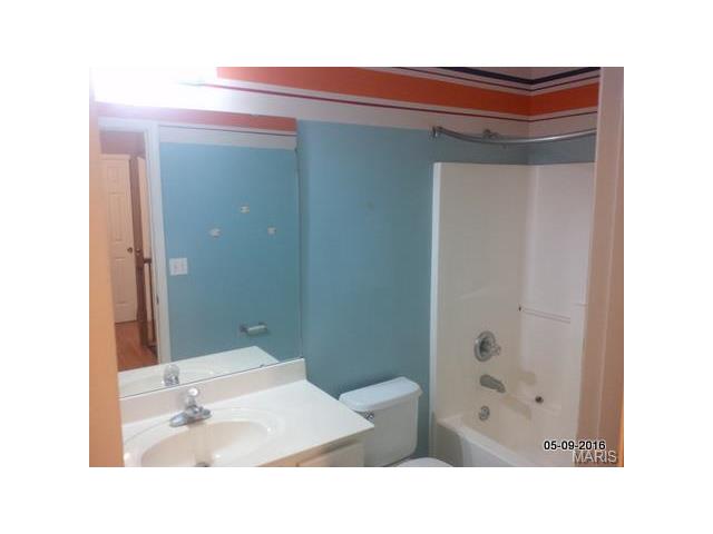 17254 Hilltop Rdg, Eureka, MO 63025 photo 14