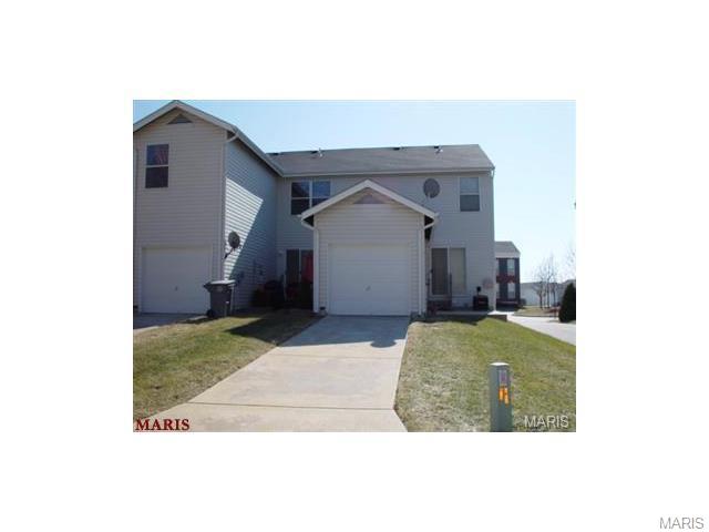 355 Heritage Commons Cir, O'fallon, MO 63368 photo 18