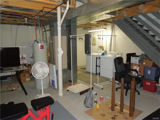 355 Heritage Commons Cir, O'fallon, MO 63368 photo 16