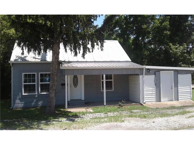 406 S 4th St, Pacific, MO 63069 photo 1