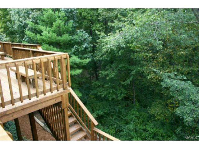 677 Huntley Heights Dr, Ballwin, MO 63021 photo 23