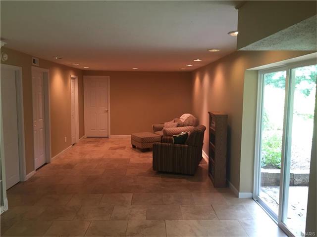 504 Forest Run, Eureka, MO 63025 photo 16