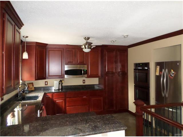 504 Forest Run, Eureka, MO 63025 photo 6