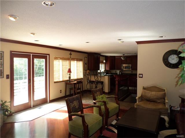 504 Forest Run, Eureka, MO 63025 photo 5