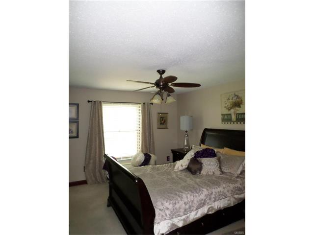 504 Forest Run, Eureka, MO 63025 photo 11