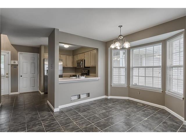 1456 Whispering Creek Dr, Ballwin, MO 63021 photo 7