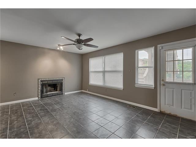 1456 Whispering Creek Dr, Ballwin, MO 63021 photo 11