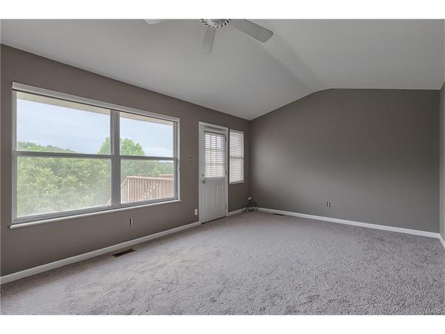 1456 Whispering Creek Dr, Ballwin, MO 63021 photo 17