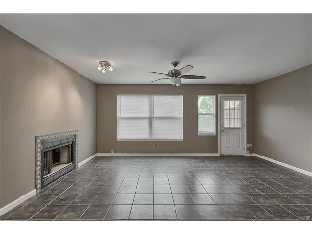 1456 Whispering Creek Dr, Ballwin, MO 63021 photo 10