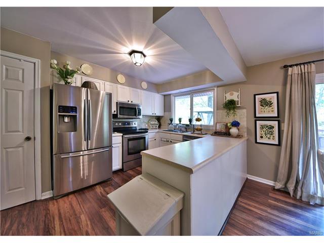 8 Cedar Knls, Weldon Spring, MO 63304 photo 13