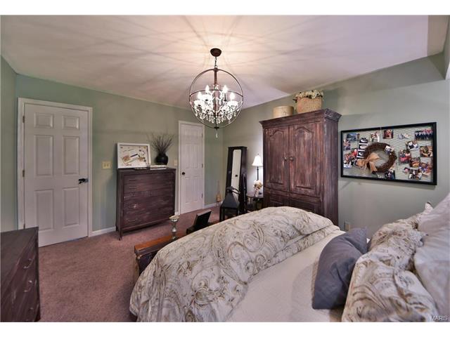 8 Cedar Knls, Weldon Spring, MO 63304 photo 17
