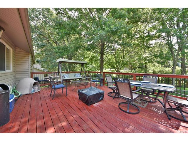 8 Cedar Knls, Weldon Spring, MO 63304 photo 32