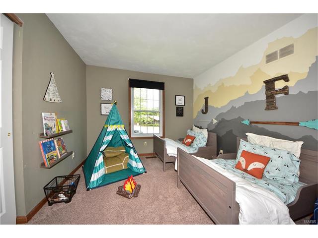 8 Cedar Knls, Weldon Spring, MO 63304 photo 24