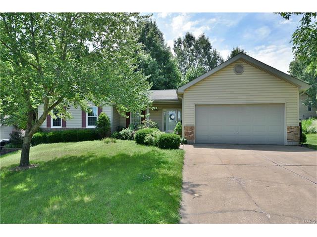 8 Cedar Knls, Weldon Spring, MO 63304 photo 1