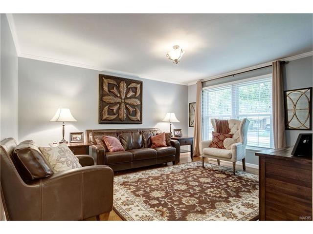 1005 Providence, Ellisville, MO 63011 photo 3