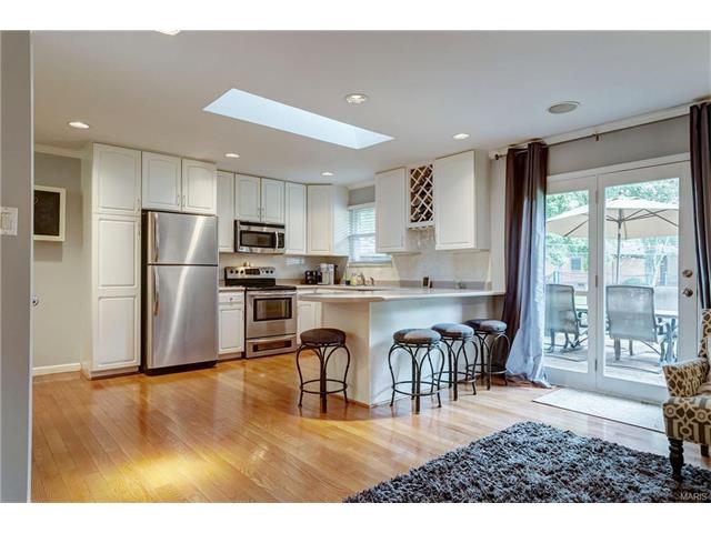 1005 Providence, Ellisville, MO 63011 photo 6