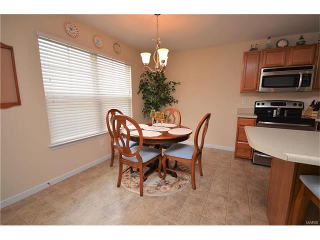 420 Bramblett Hls, O'fallon, MO 63366 photo 6