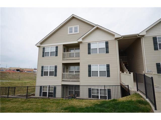 420 Bramblett Hls, O'fallon, MO 63366 photo 1