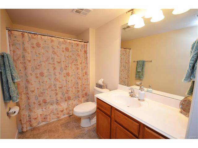 420 Bramblett Hls, O'fallon, MO 63366 photo 18