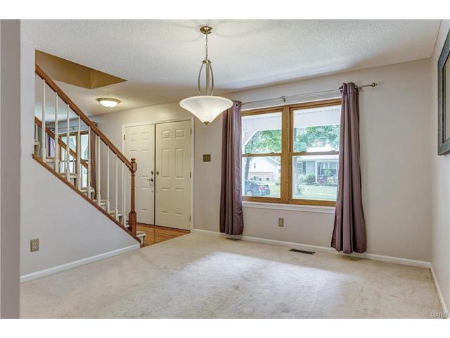 744 Shallowcreek, Ballwin, MO 63021 photo 9