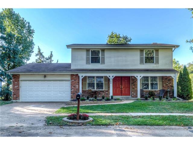 744 Shallowcreek, Ballwin, MO 63021 photo 2
