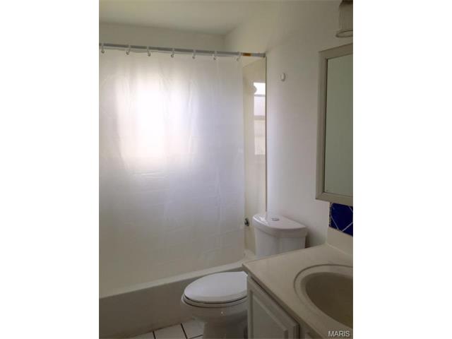 9057 Patrick Dr, Saint Louis, MO 63114 photo 9