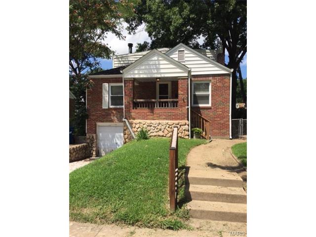 9057 Patrick Dr, Saint Louis, MO 63114 photo 1