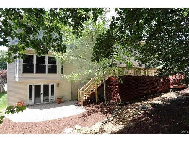 848 Castle Pines Dr, Ballwin, MO 63021 photo 39