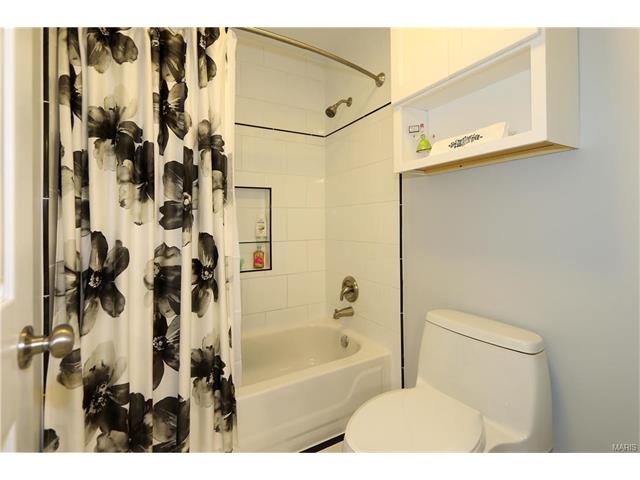 848 Castle Pines Dr, Ballwin, MO 63021 photo 27