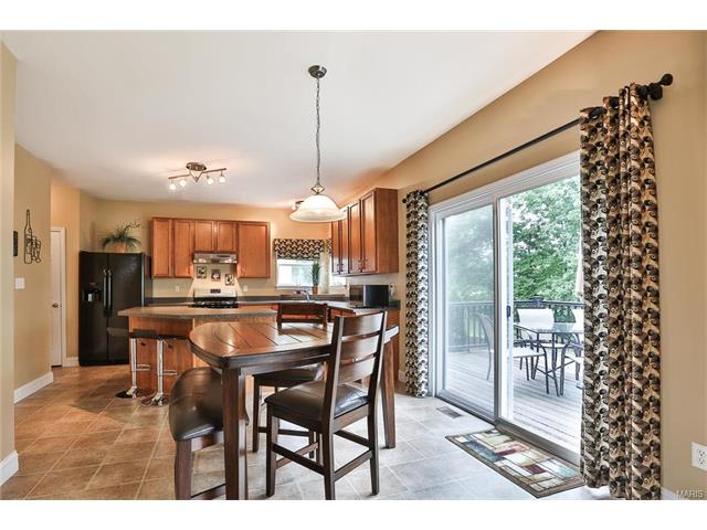 246 Spring Borough Dr, O'fallon, MO 63368 photo 7